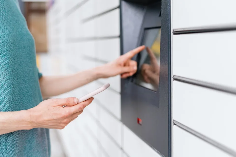 Watch Future Proof Your Retail Business with Smart Lockers